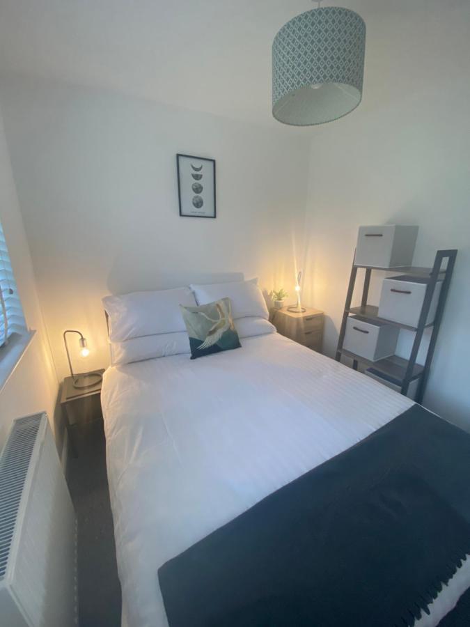 Beau - Brambles Chine, Colwell Bay - 5 Star Wifi - Short Walk To The Hut And Beach - 1 Night Stays Available - Ferry Offers Фрешуотър Екстериор снимка