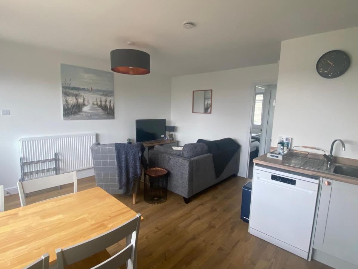 Beau - Brambles Chine, Colwell Bay - 5 Star Wifi - Short Walk To The Hut And Beach - 1 Night Stays Available - Ferry Offers Фрешуотър Екстериор снимка
